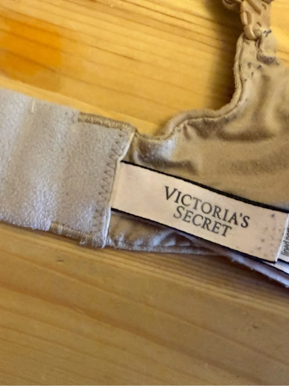 Victoria’s Secret nude Body by Victoria lined perfect coverage bra 34D